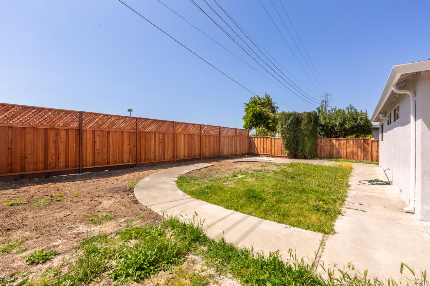 Detail Gallery Image 39 of 44 For 2749 Scottsdale Dr, San Jose,  CA 95148 - 4 Beds | 2 Baths