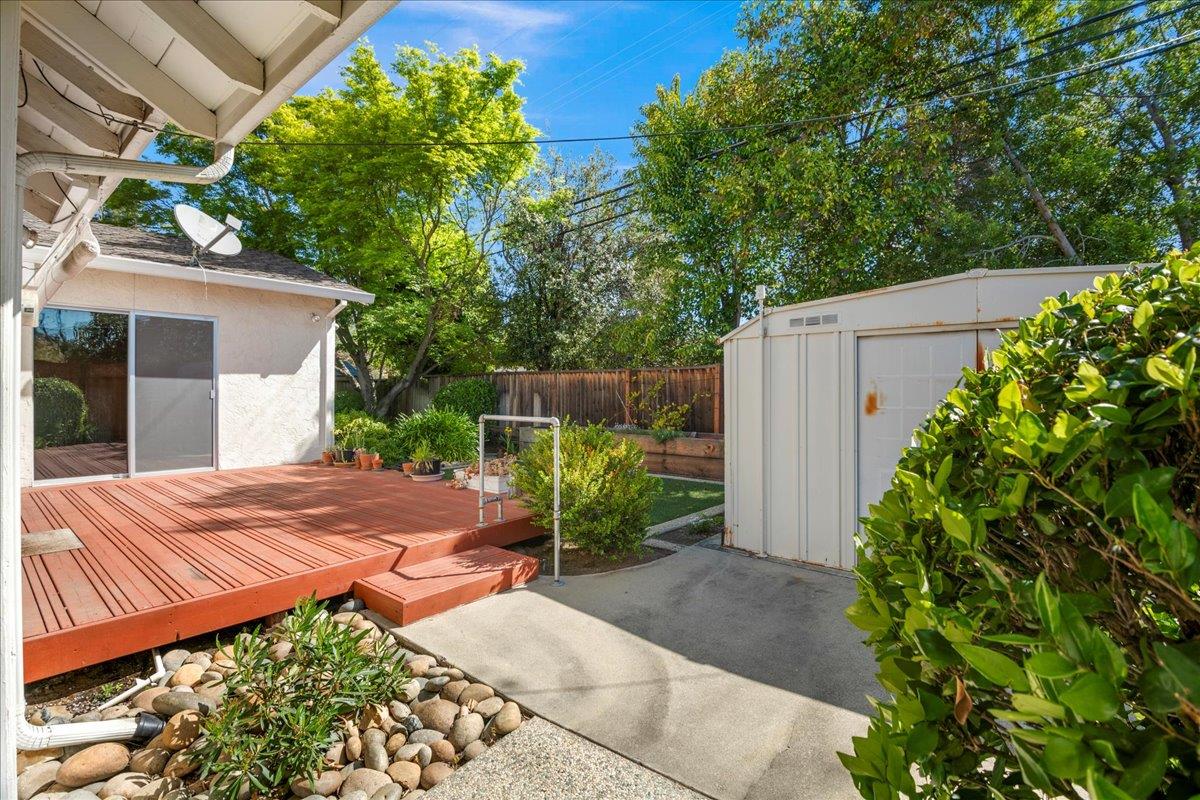 Detail Gallery Image 16 of 19 For 2330 Montezuma Dr, Campbell,  CA 95008 - 5 Beds | 2 Baths