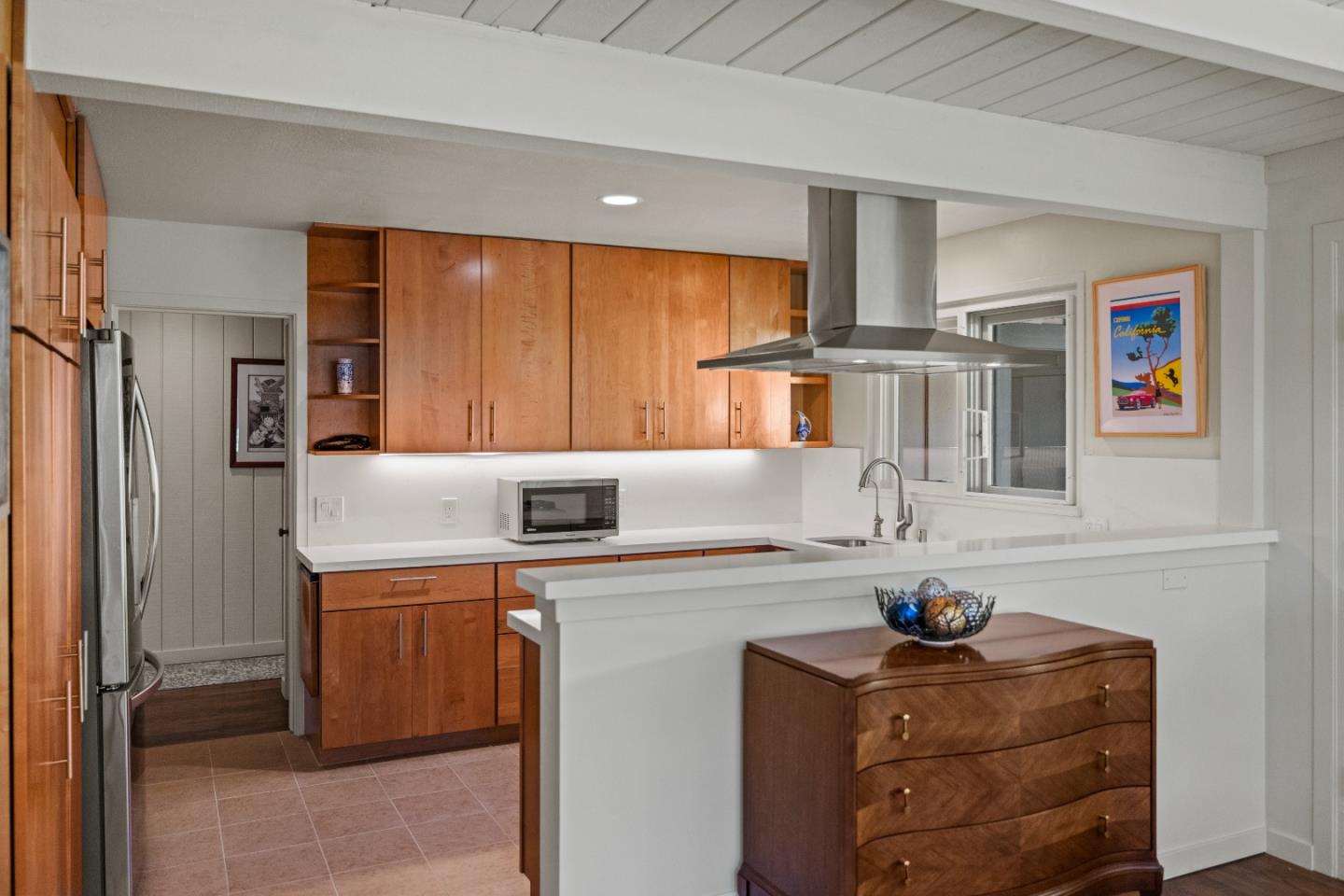 Detail Gallery Image 13 of 39 For 3483 Ocean Ave, Carmel,  CA 93923 - 2 Beds | 2 Baths