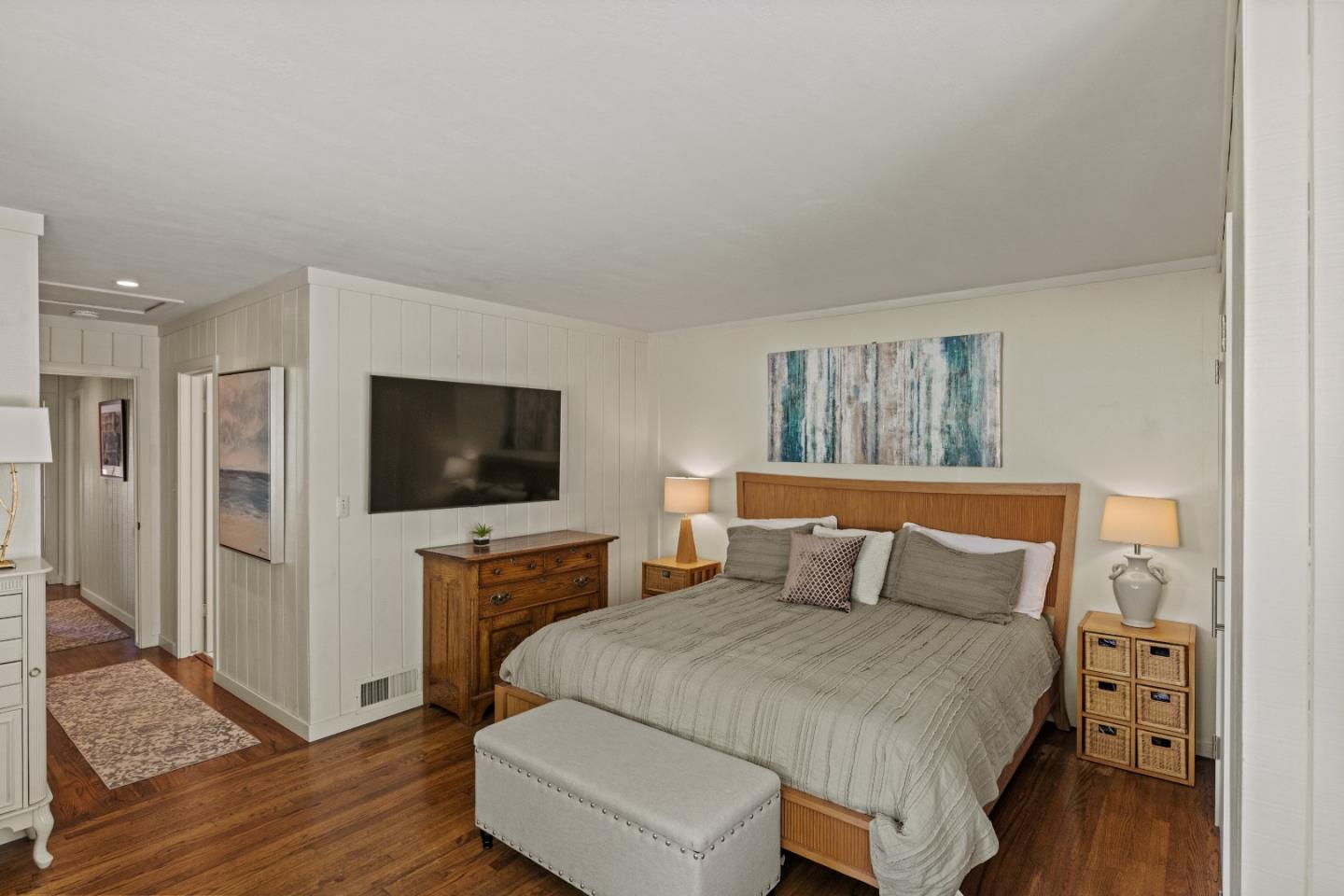 Detail Gallery Image 18 of 39 For 3483 Ocean Ave, Carmel,  CA 93923 - 2 Beds | 2 Baths