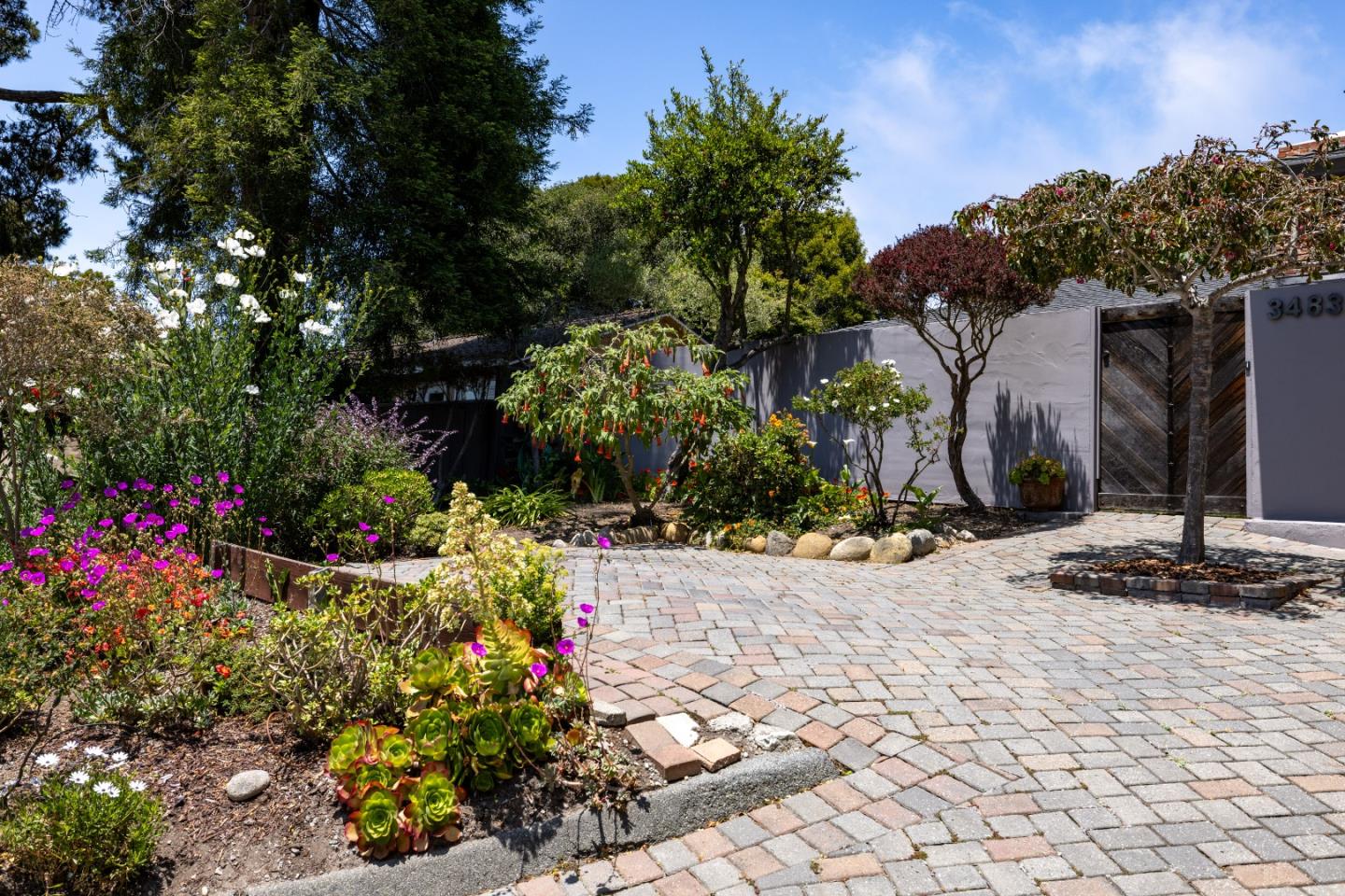 Detail Gallery Image 41 of 42 For 3483 Ocean Ave, Carmel,  CA 93923 - 2 Beds | 2 Baths
