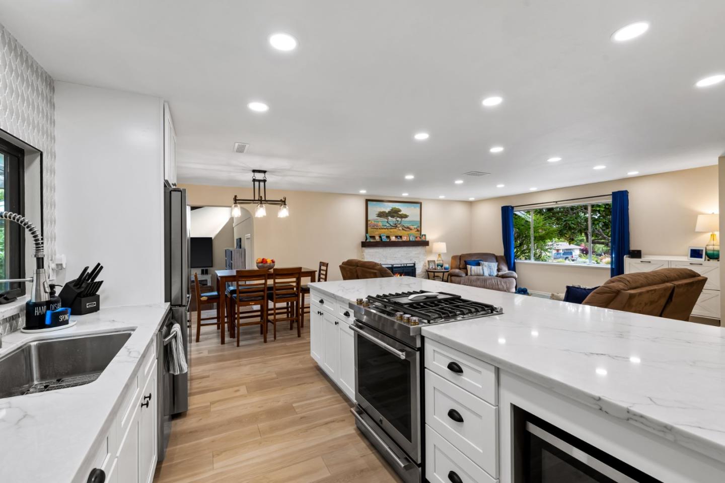 Detail Gallery Image 22 of 71 For 2040 Marsala Cir, Monterey,  CA 93940 - 3 Beds | 2 Baths