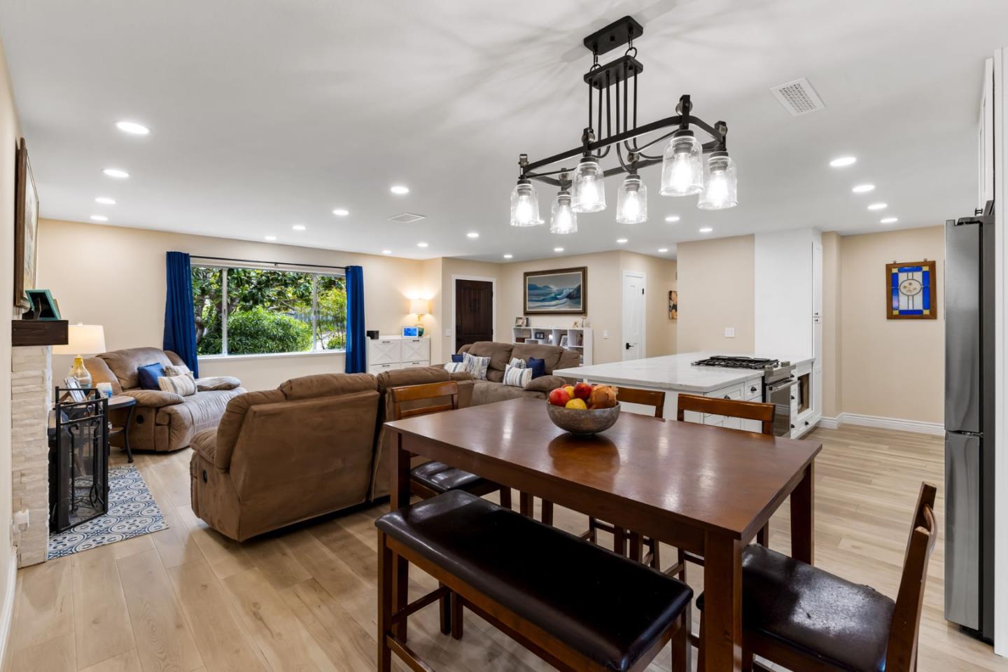 Detail Gallery Image 25 of 71 For 2040 Marsala Cir, Monterey,  CA 93940 - 3 Beds | 2 Baths