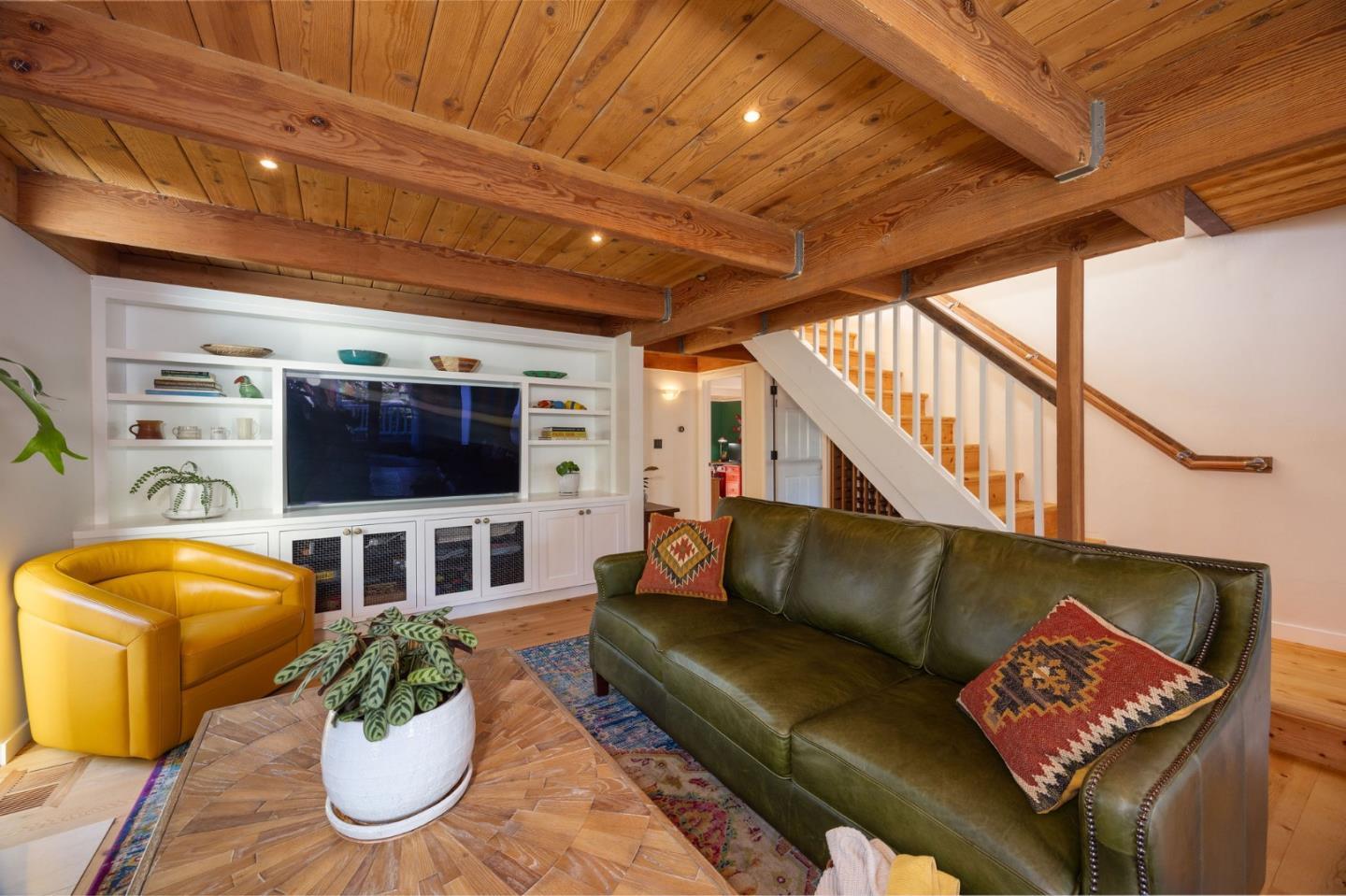 Detail Gallery Image 12 of 64 For 628 Alsace Loraine Ave, Half Moon Bay,  CA 94019 - 4 Beds | 3 Baths