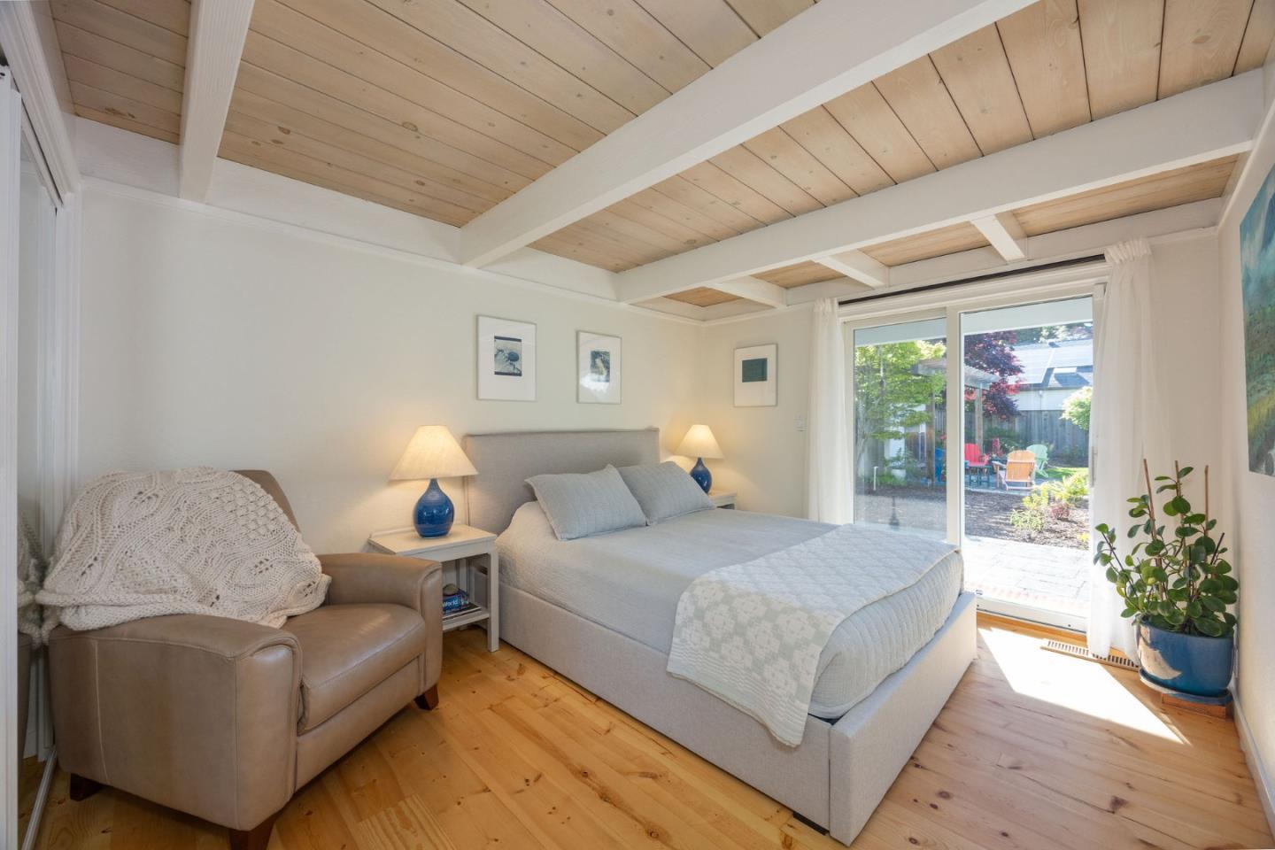 Detail Gallery Image 16 of 64 For 628 Alsace Loraine Ave, Half Moon Bay,  CA 94019 - 4 Beds | 3 Baths