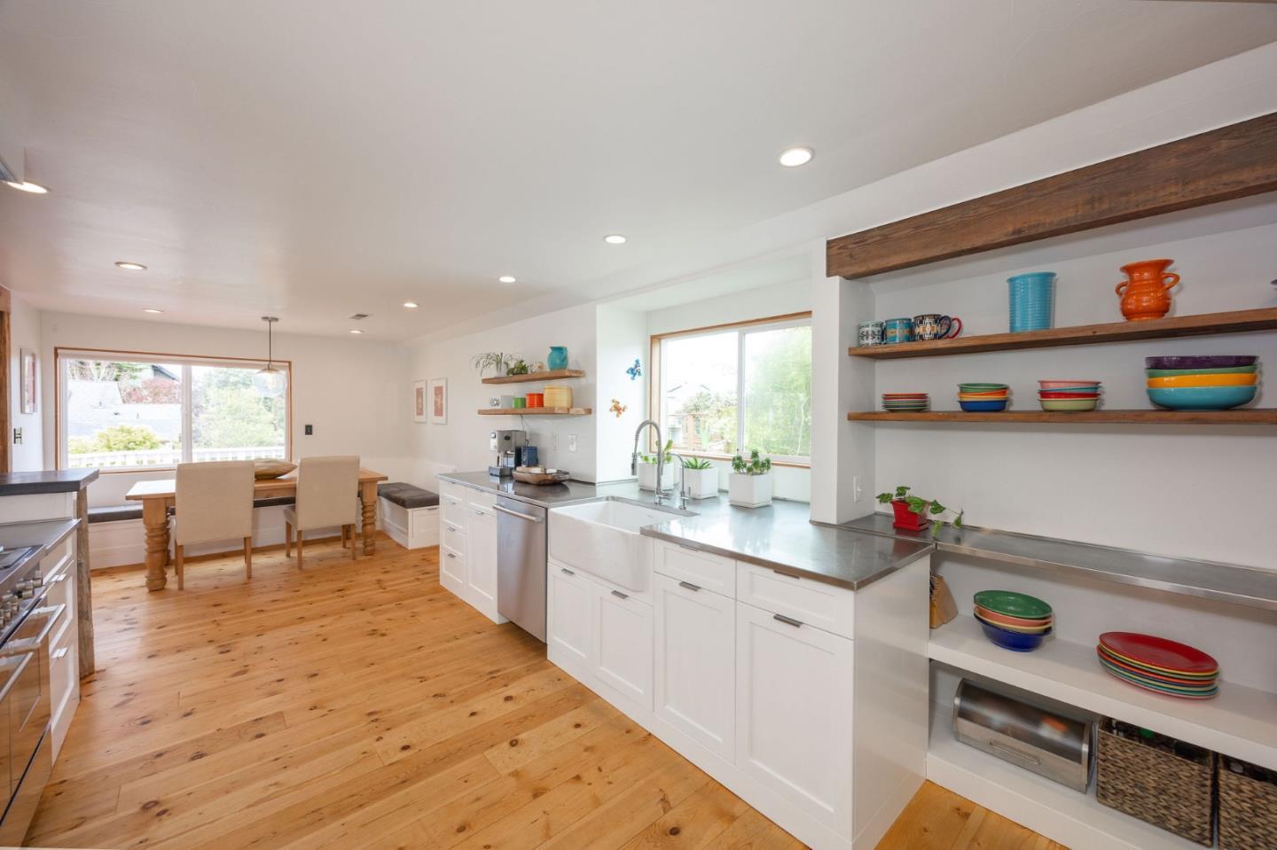 Detail Gallery Image 25 of 64 For 628 Alsace Loraine Ave, Half Moon Bay,  CA 94019 - 4 Beds | 3 Baths