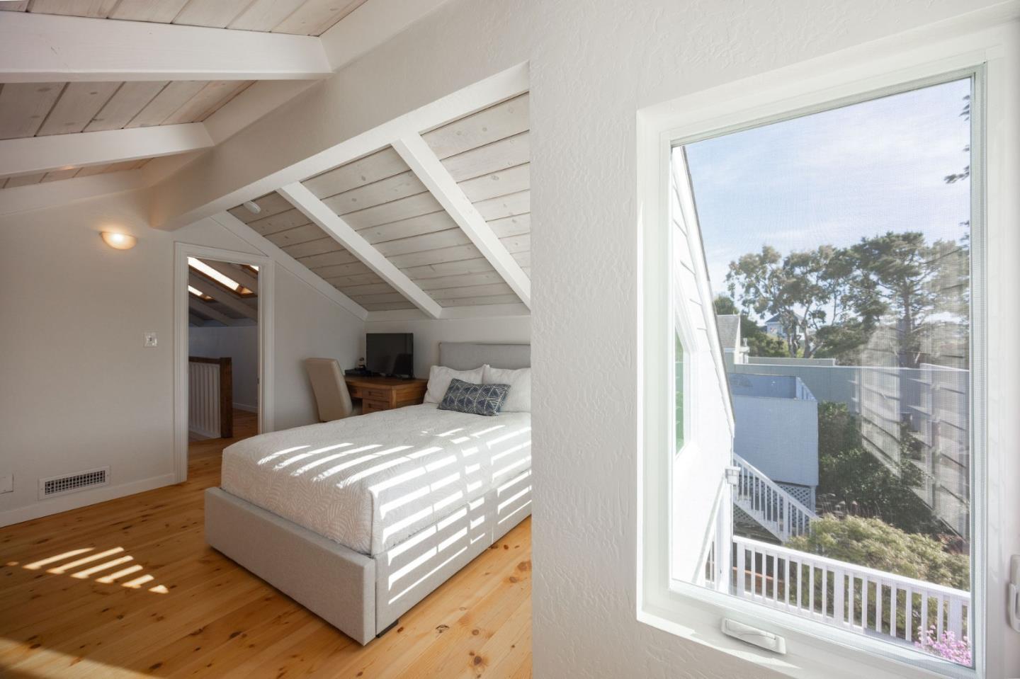 Detail Gallery Image 41 of 64 For 628 Alsace Loraine Ave, Half Moon Bay,  CA 94019 - 4 Beds | 3 Baths
