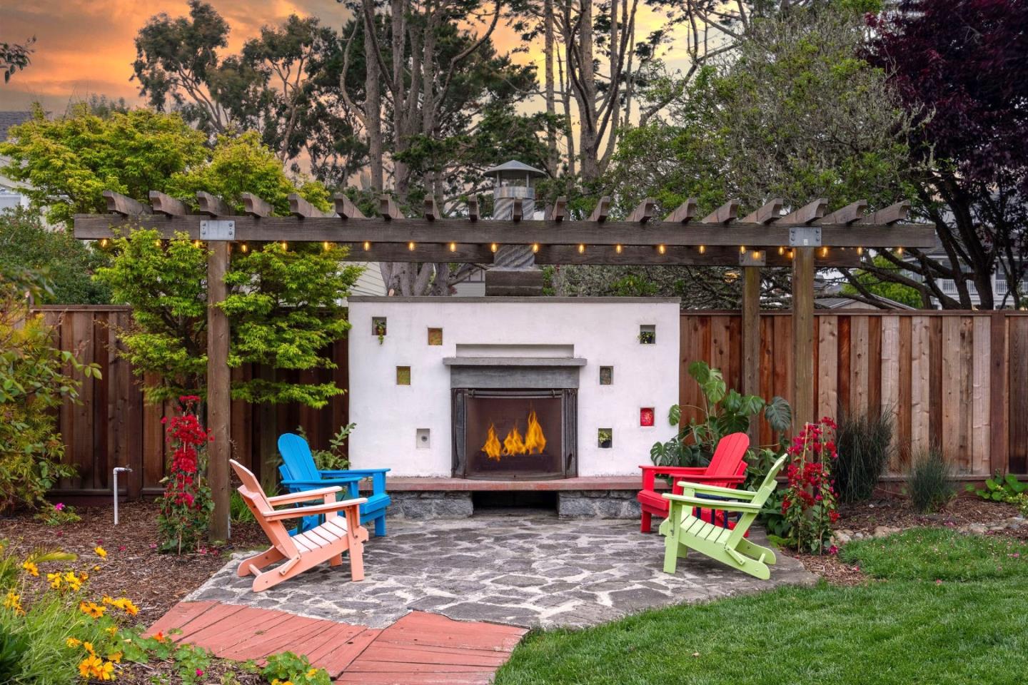 Detail Gallery Image 50 of 64 For 628 Alsace Loraine Ave, Half Moon Bay,  CA 94019 - 4 Beds | 3 Baths