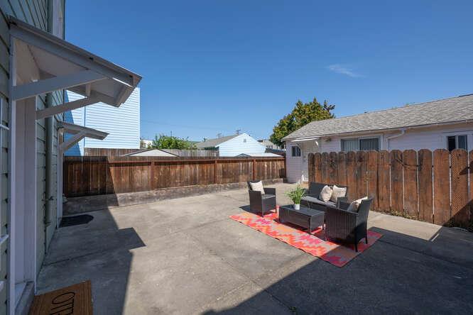 Detail Gallery Image 35 of 42 For 1870 Egbert Ave, San Francisco,  CA 94124 - 3 Beds | 2 Baths