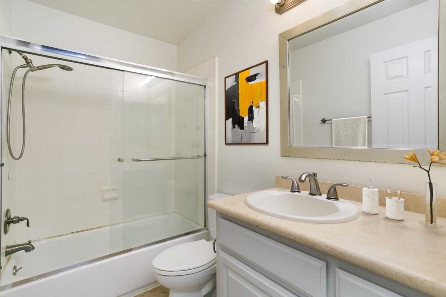 Detail Gallery Image 21 of 28 For 37 Monte Verano Ct, San Jose,  CA 95116 - 1 Beds | 1 Baths
