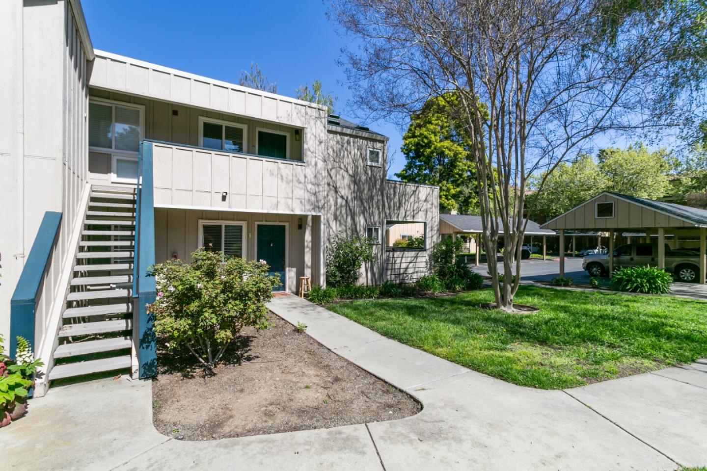 Detail Gallery Image 4 of 28 For 37 Monte Verano Ct, San Jose,  CA 95116 - 1 Beds | 1 Baths