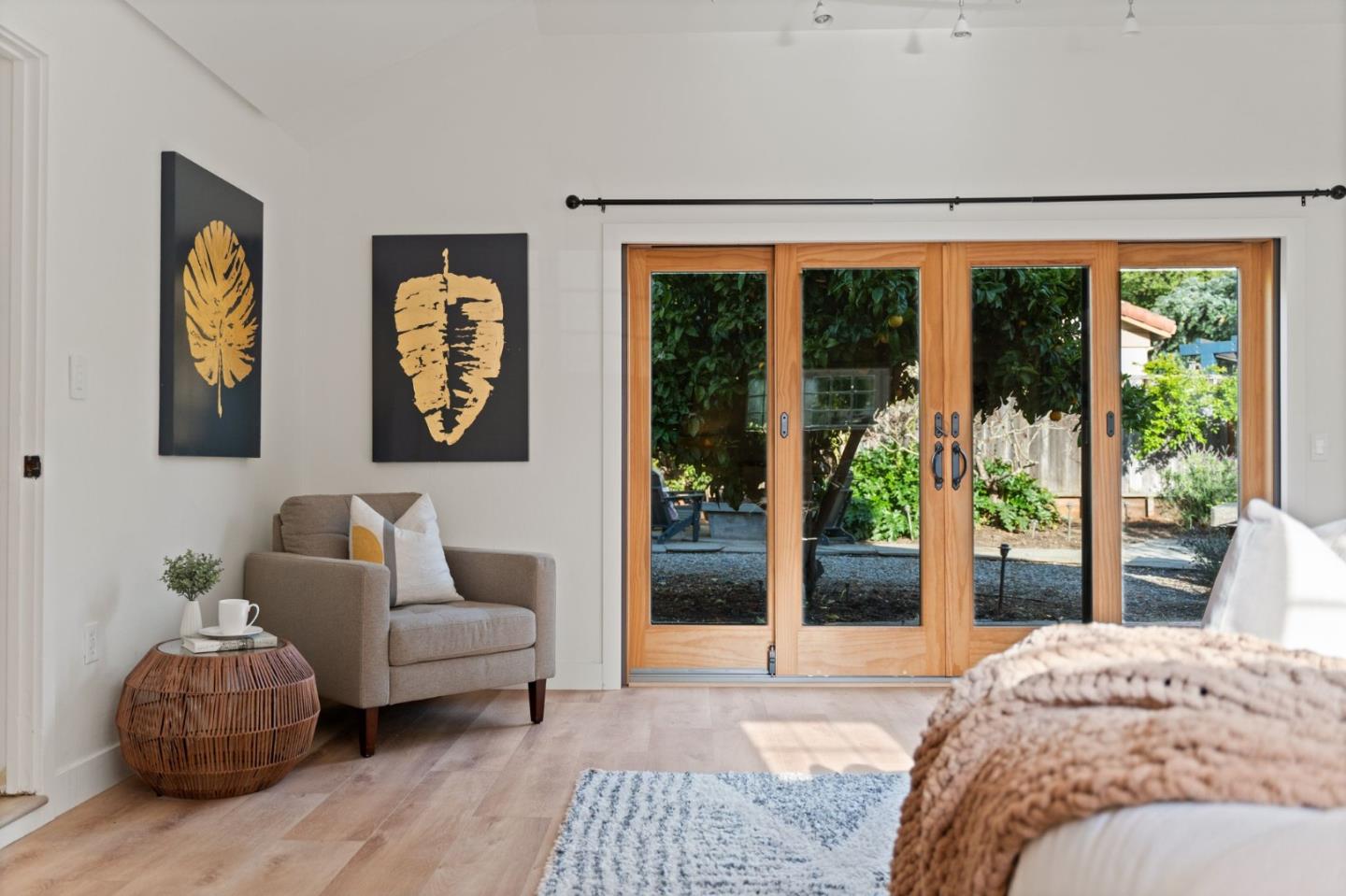 Detail Gallery Image 28 of 66 For 1570 Thompson Ave, Santa Cruz,  CA 95062 - 3 Beds | 2 Baths