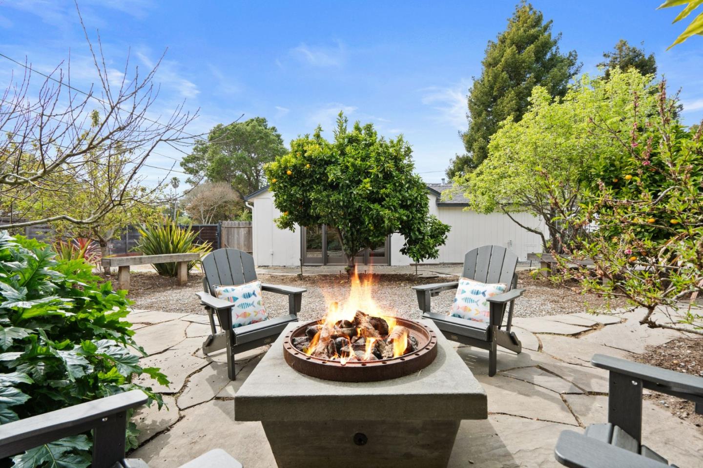 Detail Gallery Image 31 of 66 For 1570 Thompson Ave, Santa Cruz,  CA 95062 - 3 Beds | 2 Baths