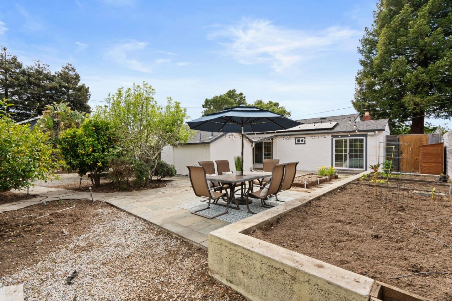 Detail Gallery Image 40 of 66 For 1570 Thompson Ave, Santa Cruz,  CA 95062 - 3 Beds | 2 Baths