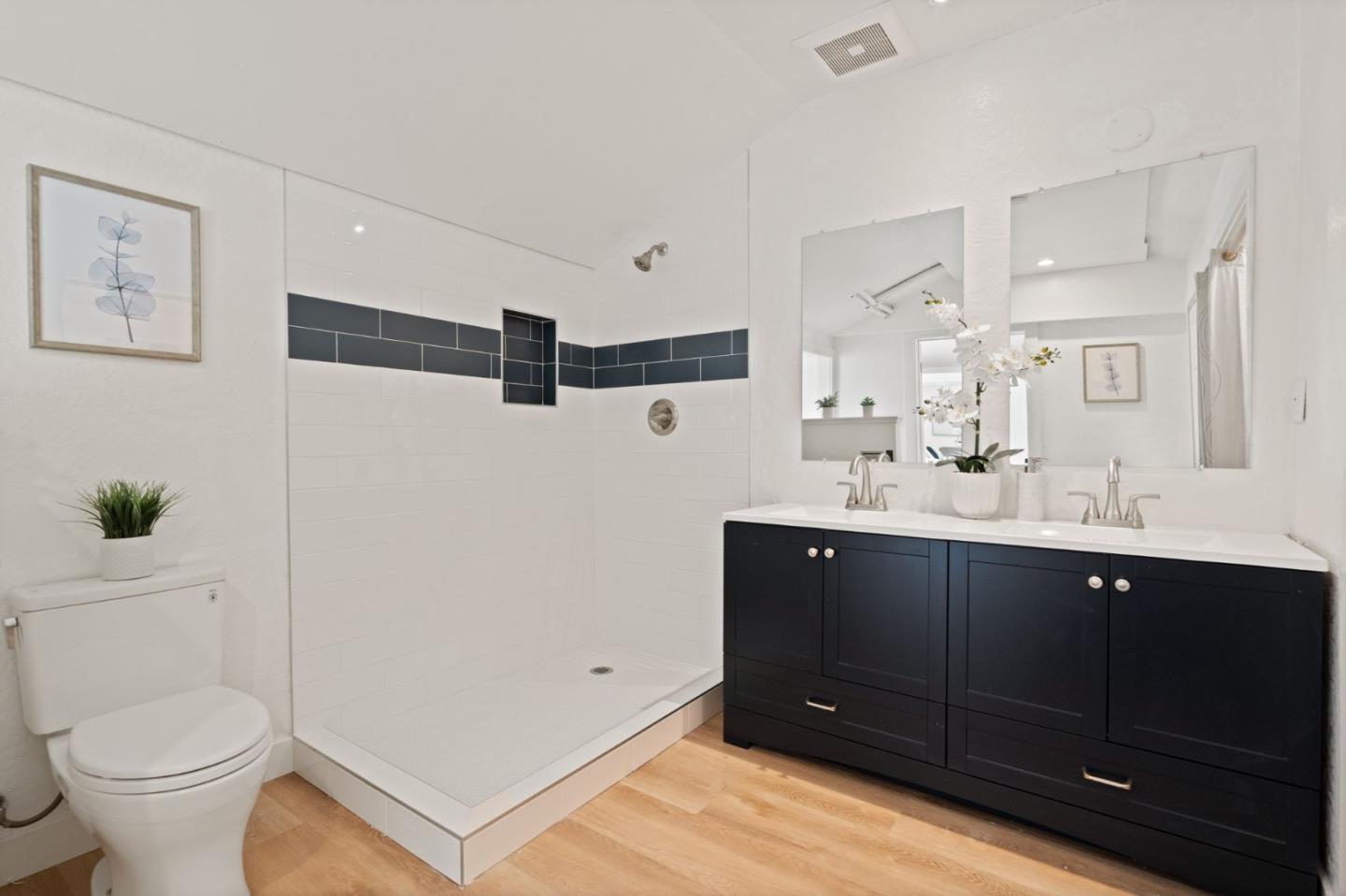 Detail Gallery Image 47 of 66 For 1570 Thompson Ave, Santa Cruz,  CA 95062 - 3 Beds | 2 Baths