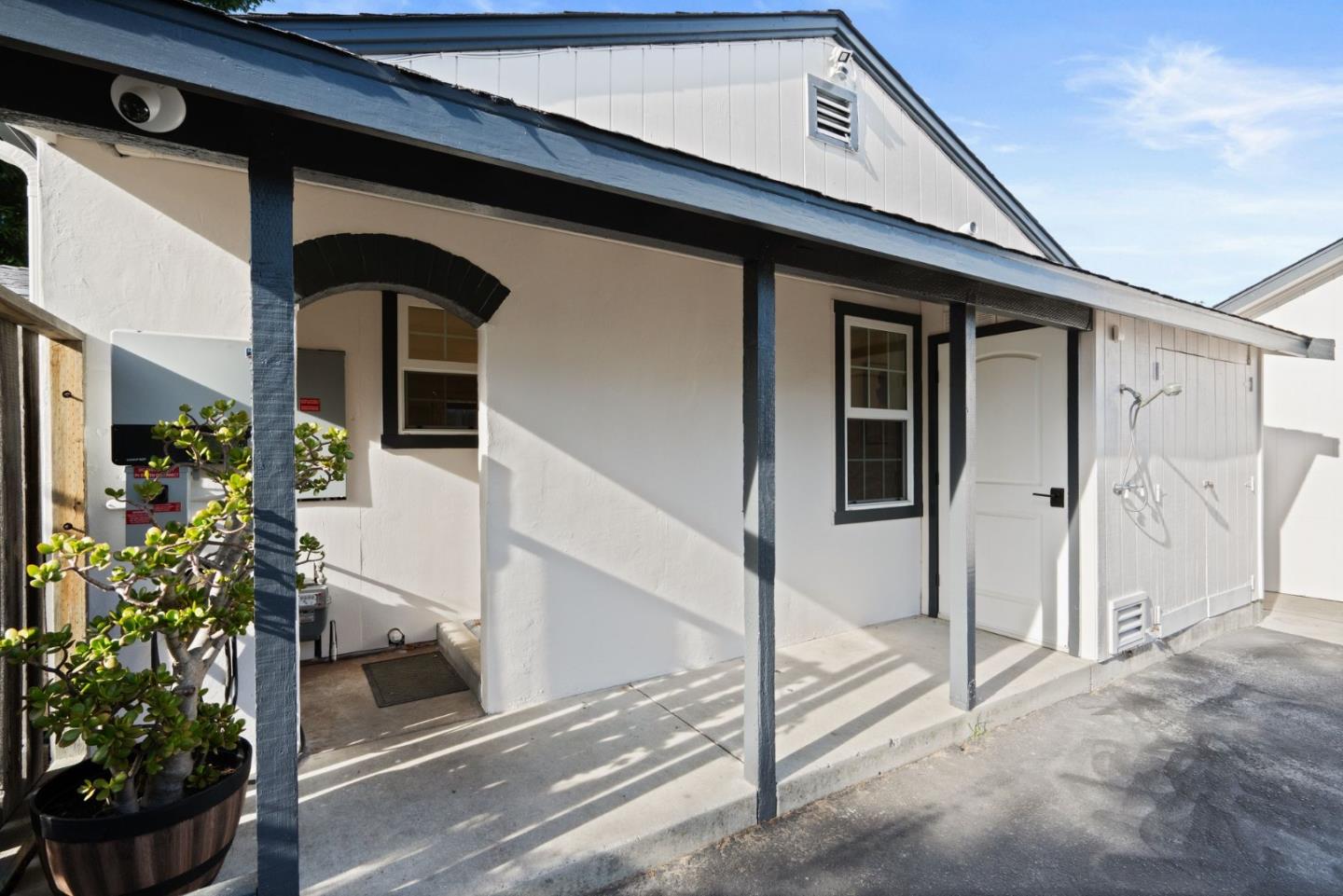 Detail Gallery Image 56 of 66 For 1570 Thompson Ave, Santa Cruz,  CA 95062 - 3 Beds | 2 Baths