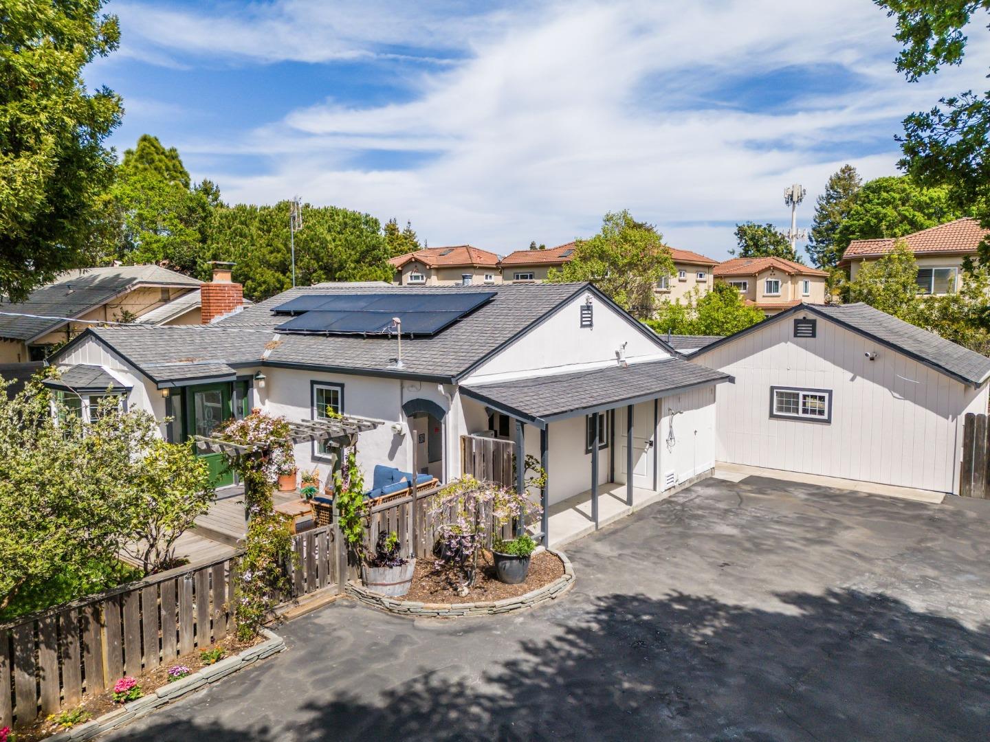 Detail Gallery Image 57 of 66 For 1570 Thompson Ave, Santa Cruz,  CA 95062 - 3 Beds | 2 Baths