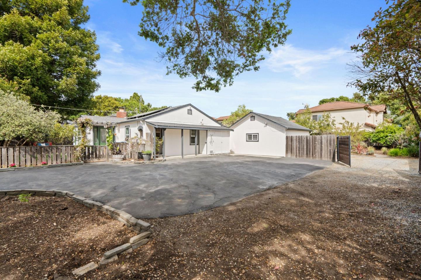 Detail Gallery Image 58 of 66 For 1570 Thompson Ave, Santa Cruz,  CA 95062 - 3 Beds | 2 Baths