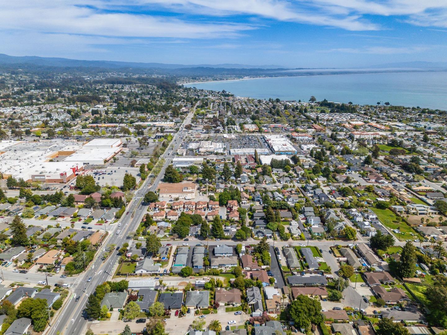 Detail Gallery Image 65 of 66 For 1570 Thompson Ave, Santa Cruz,  CA 95062 - 3 Beds | 2 Baths