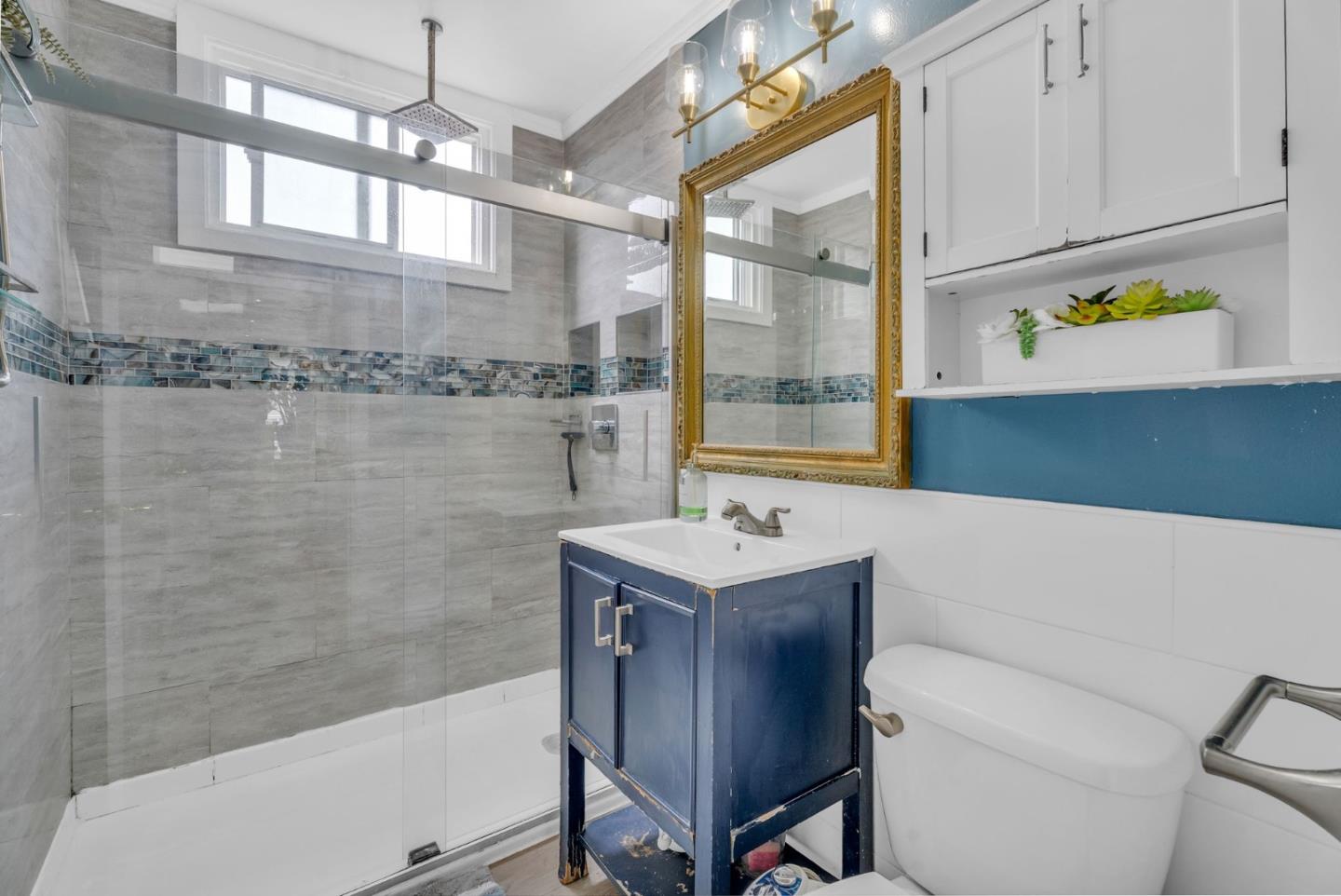 Detail Gallery Image 23 of 46 For 524 Lausanne Ave, Daly City,  CA 94014 - 3 Beds | 1/1 Baths