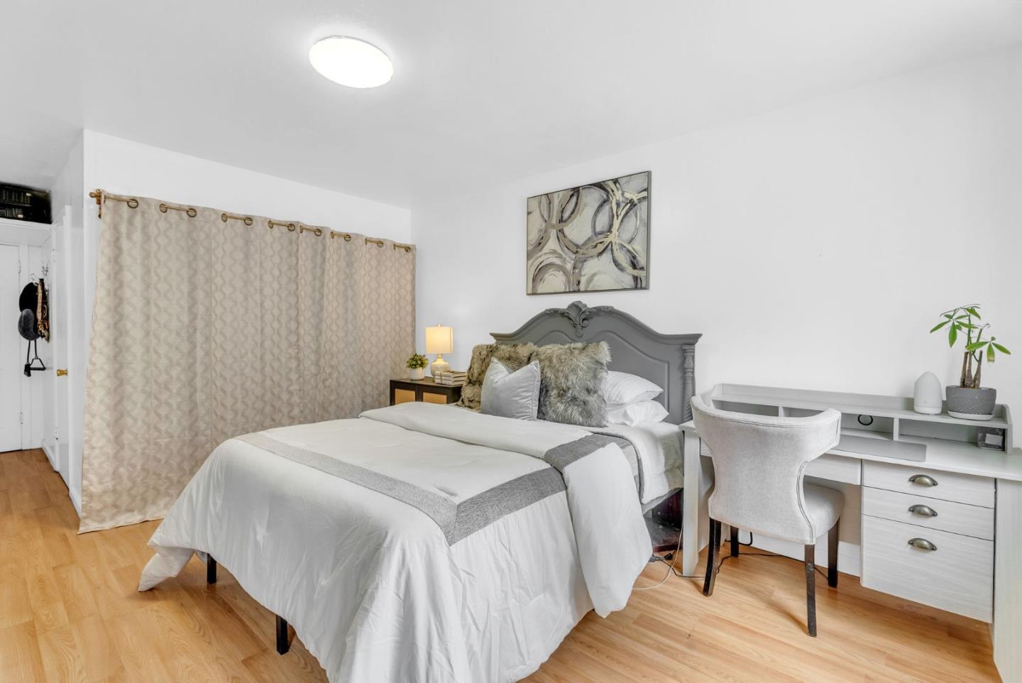 Detail Gallery Image 26 of 46 For 524 Lausanne Ave, Daly City,  CA 94014 - 3 Beds | 1/1 Baths