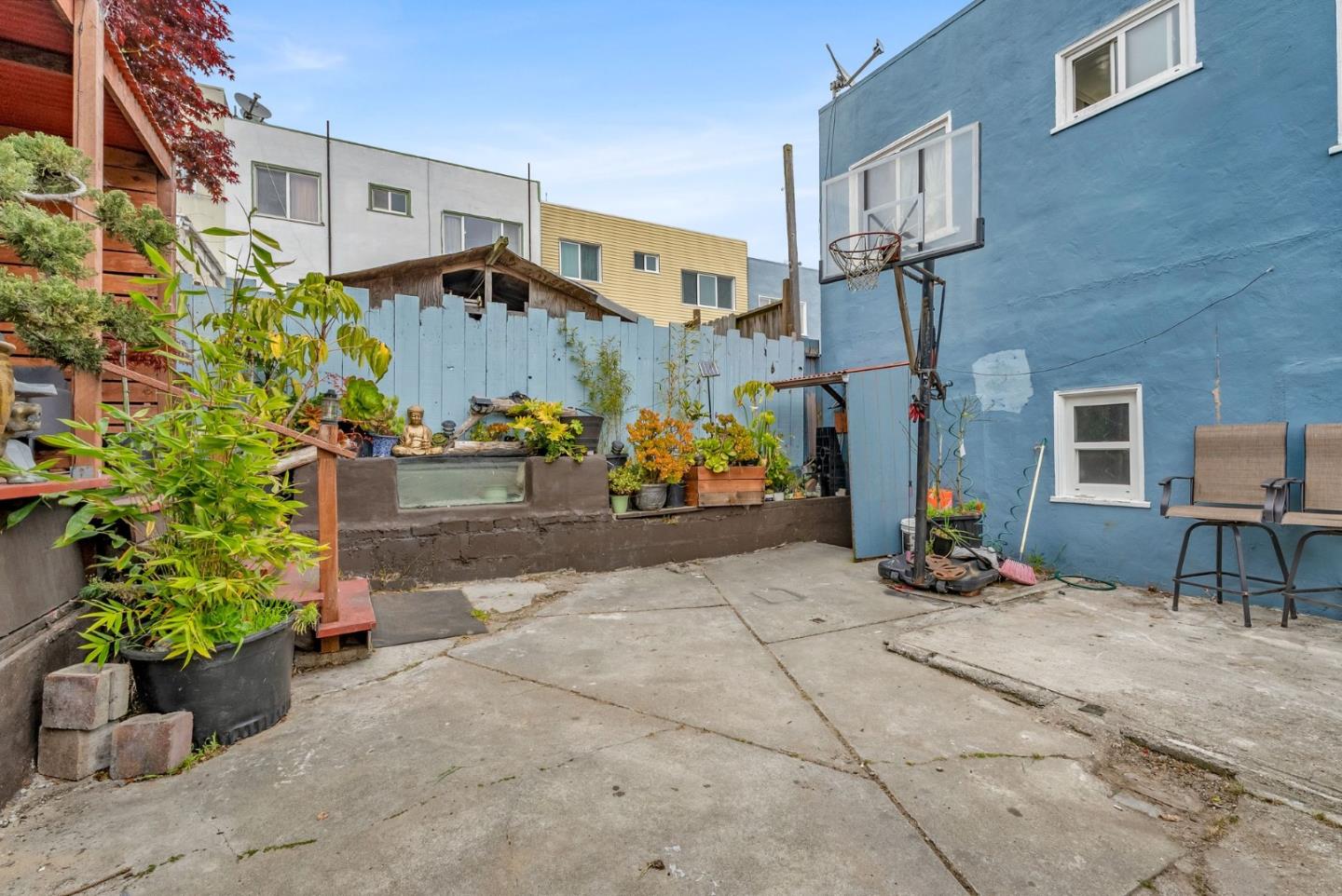 Detail Gallery Image 32 of 46 For 524 Lausanne Ave, Daly City,  CA 94014 - 3 Beds | 1/1 Baths