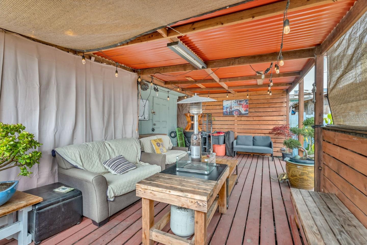 Detail Gallery Image 36 of 46 For 524 Lausanne Ave, Daly City,  CA 94014 - 3 Beds | 1/1 Baths