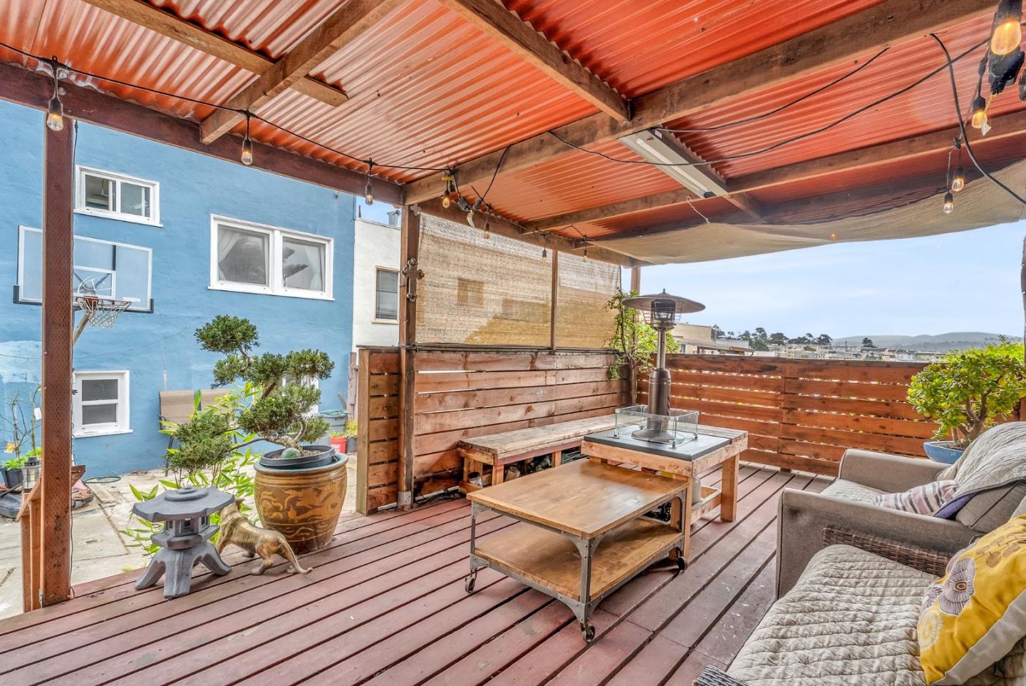 Detail Gallery Image 39 of 46 For 524 Lausanne Ave, Daly City,  CA 94014 - 3 Beds | 1/1 Baths