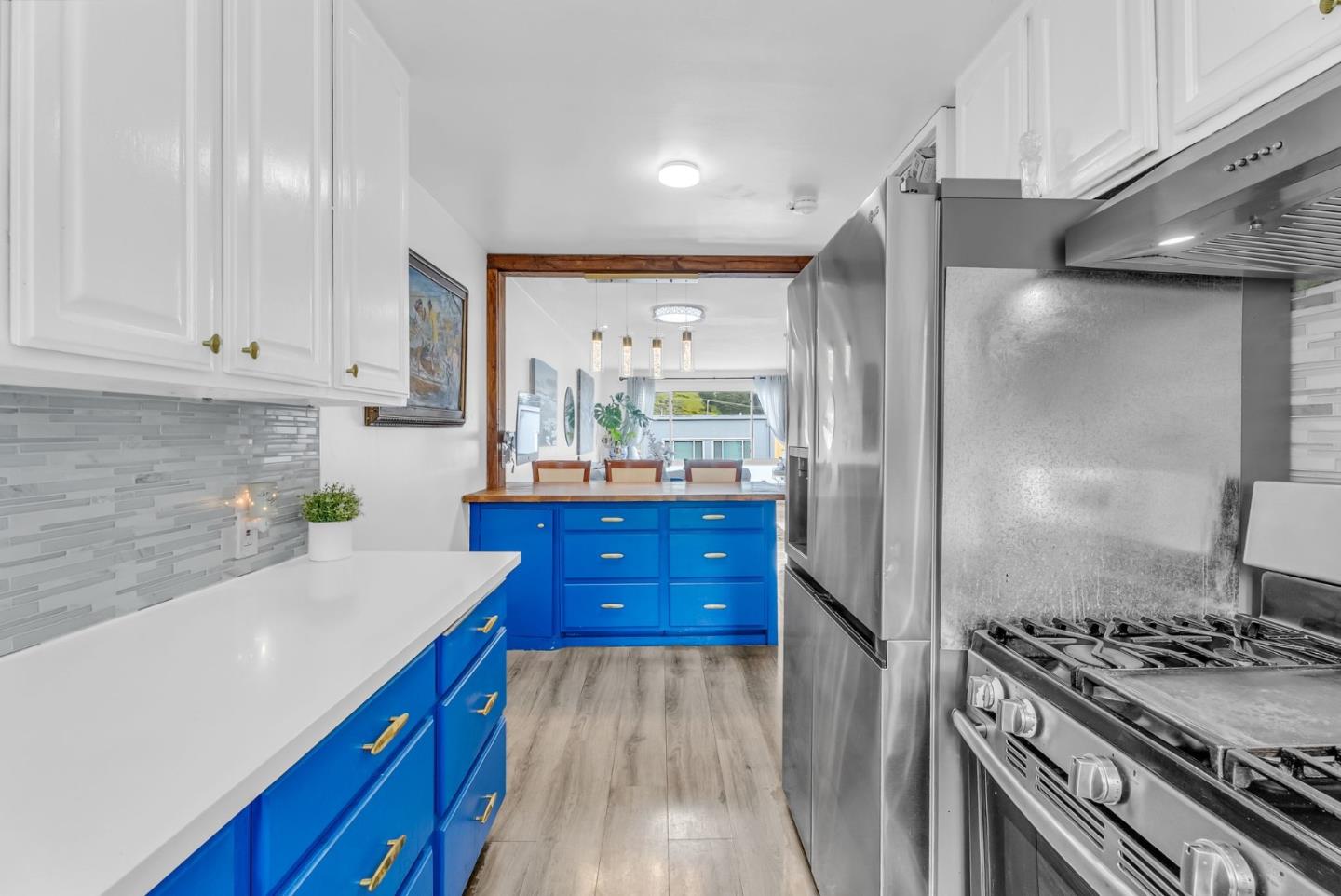 Detail Gallery Image 8 of 46 For 524 Lausanne Ave, Daly City,  CA 94014 - 3 Beds | 1/1 Baths