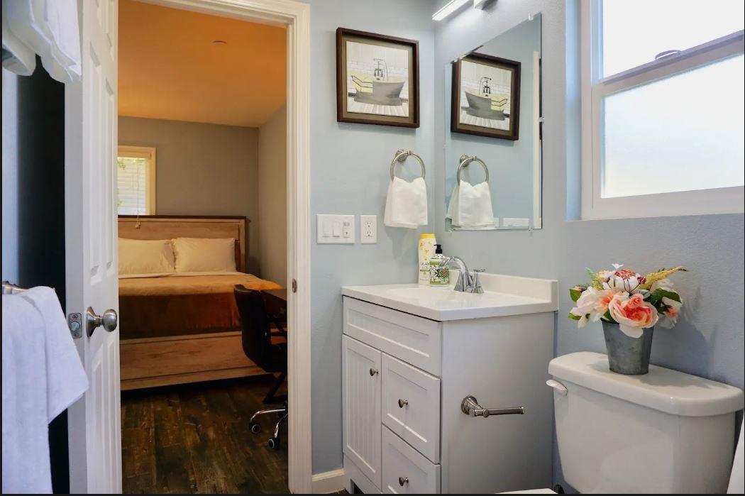 Detail Gallery Image 23 of 35 For 2160 Lincoln St, East Palo Alto,  CA 94303 - 5 Beds | 5 Baths
