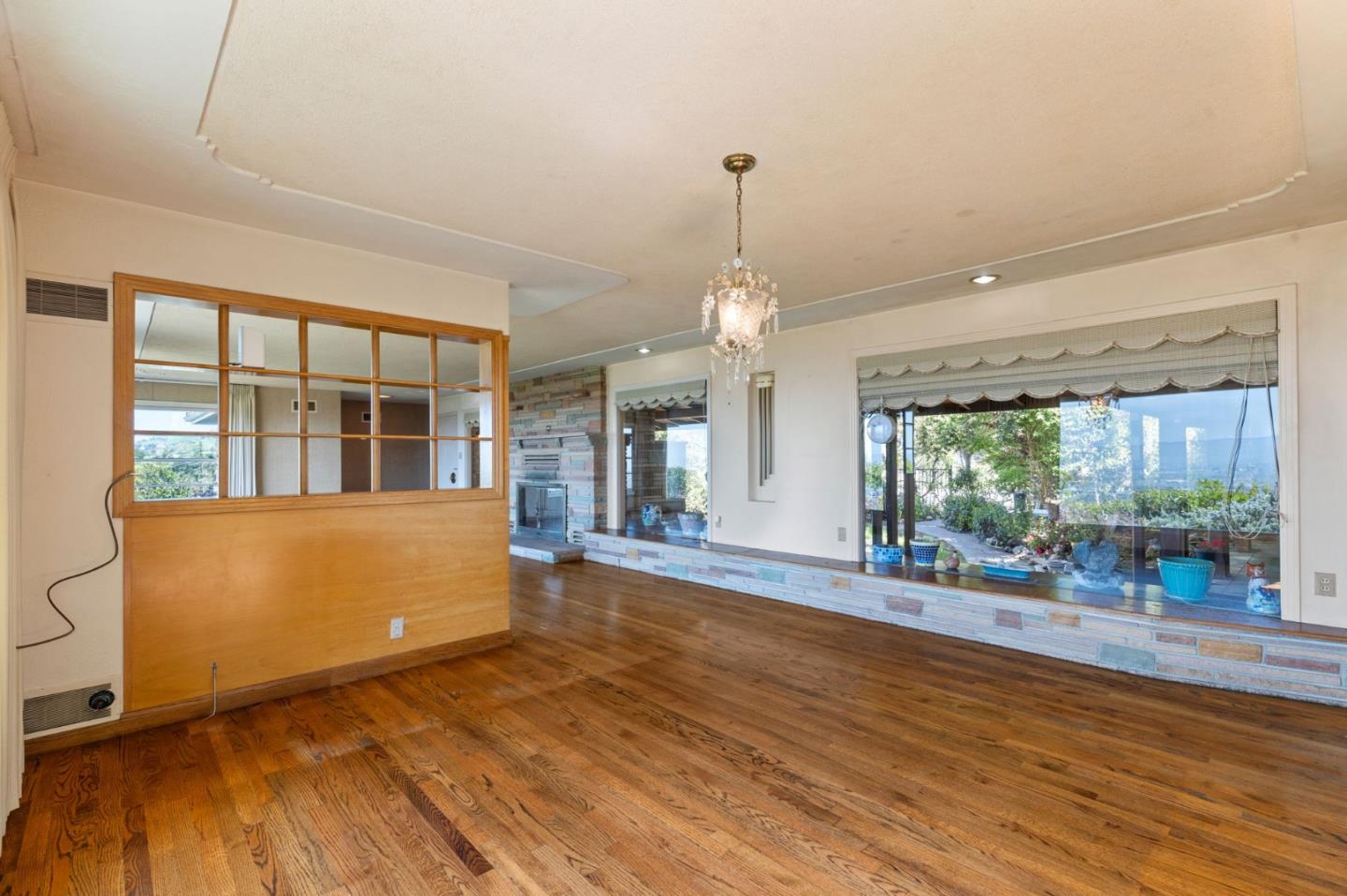 Detail Gallery Image 11 of 42 For 12095 Mount Hamilton Rd, San Jose,  CA 95140 - 3 Beds | 2 Baths