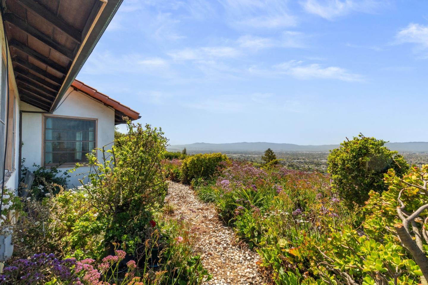 Detail Gallery Image 26 of 42 For 12095 Mount Hamilton Rd, San Jose,  CA 95140 - 3 Beds | 2 Baths