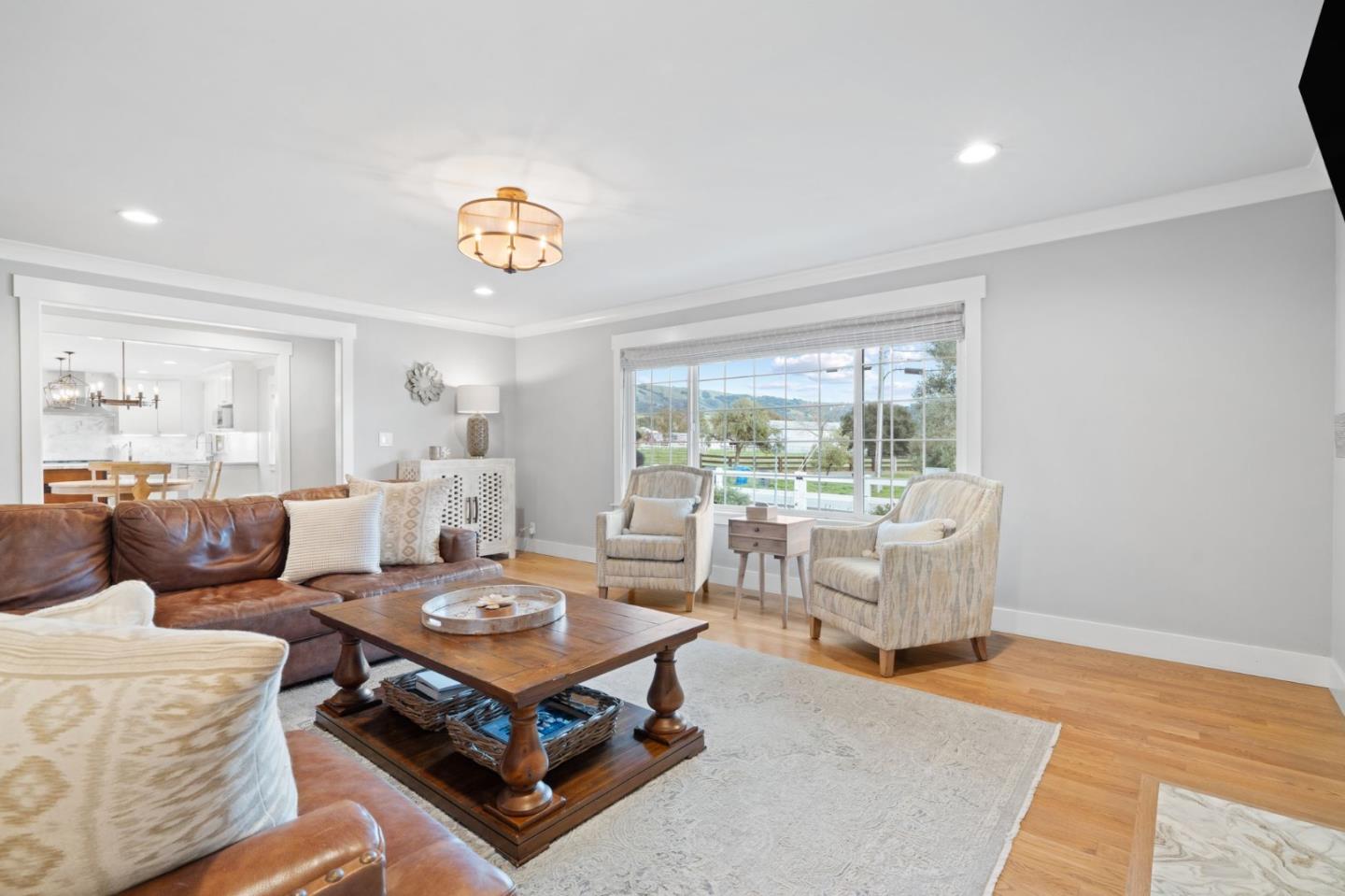 Detail Gallery Image 16 of 36 For 2985 Roop Rd, Gilroy,  CA 95020 - 4 Beds | 2/1 Baths
