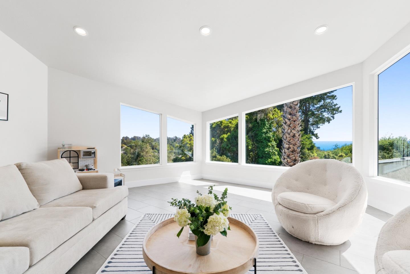 Detail Gallery Image 22 of 93 For 532 Moonrise Ln, Aptos,  CA 95003 - 6 Beds | 4/1 Baths