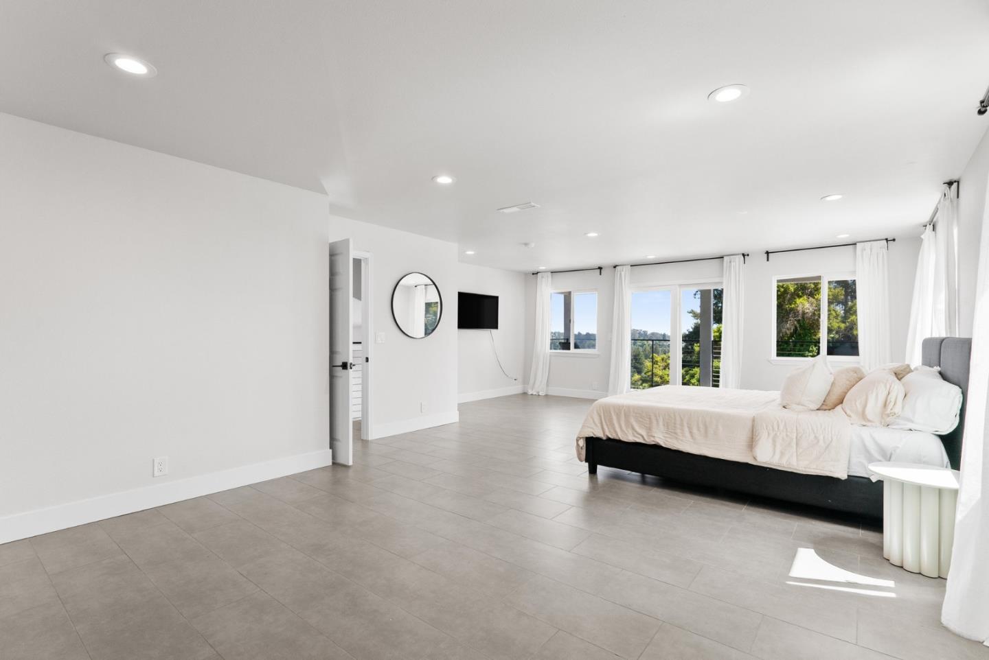 Detail Gallery Image 47 of 93 For 532 Moonrise Ln, Aptos,  CA 95003 - 6 Beds | 4/1 Baths
