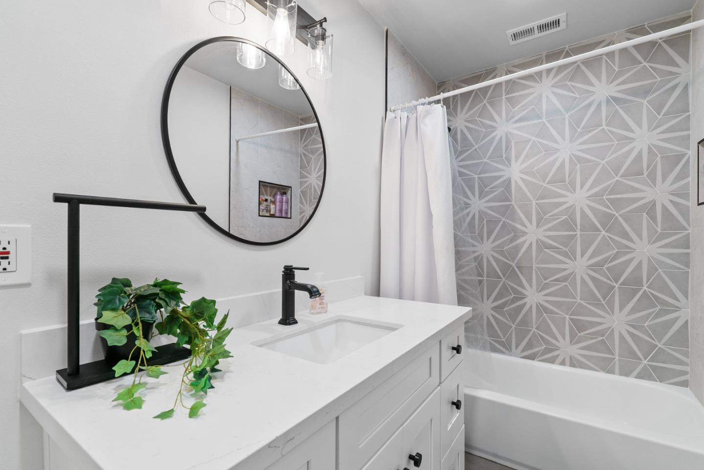 Detail Gallery Image 56 of 93 For 532 Moonrise Ln, Aptos,  CA 95003 - 6 Beds | 4/1 Baths