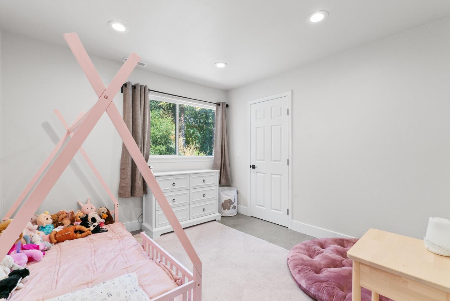 Detail Gallery Image 57 of 93 For 532 Moonrise Ln, Aptos,  CA 95003 - 6 Beds | 4/1 Baths