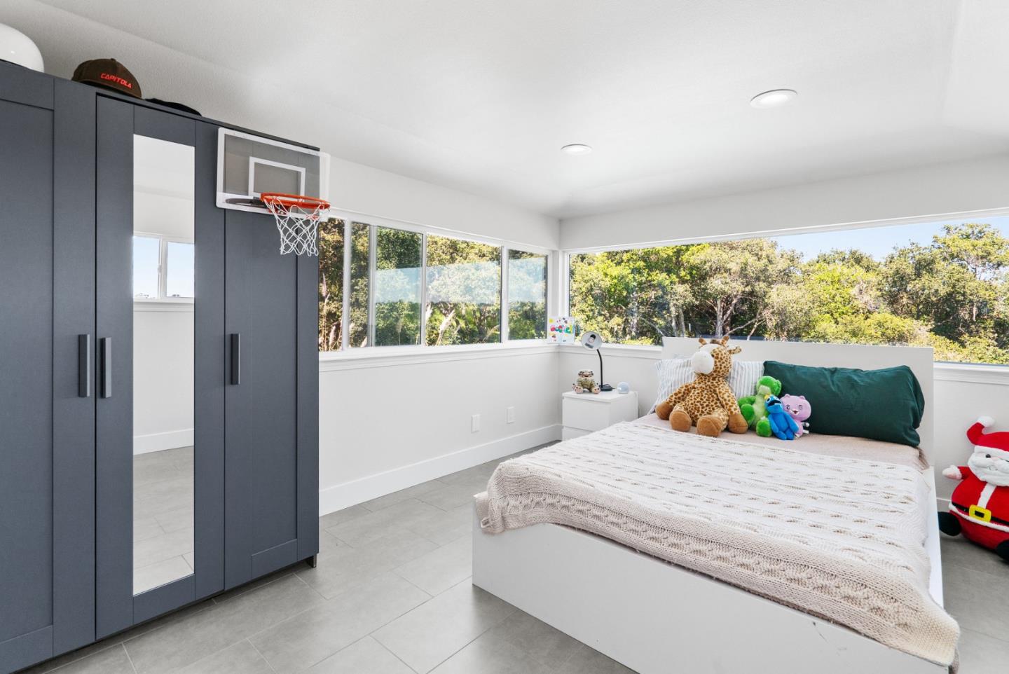 Detail Gallery Image 62 of 93 For 532 Moonrise Ln, Aptos,  CA 95003 - 6 Beds | 4/1 Baths