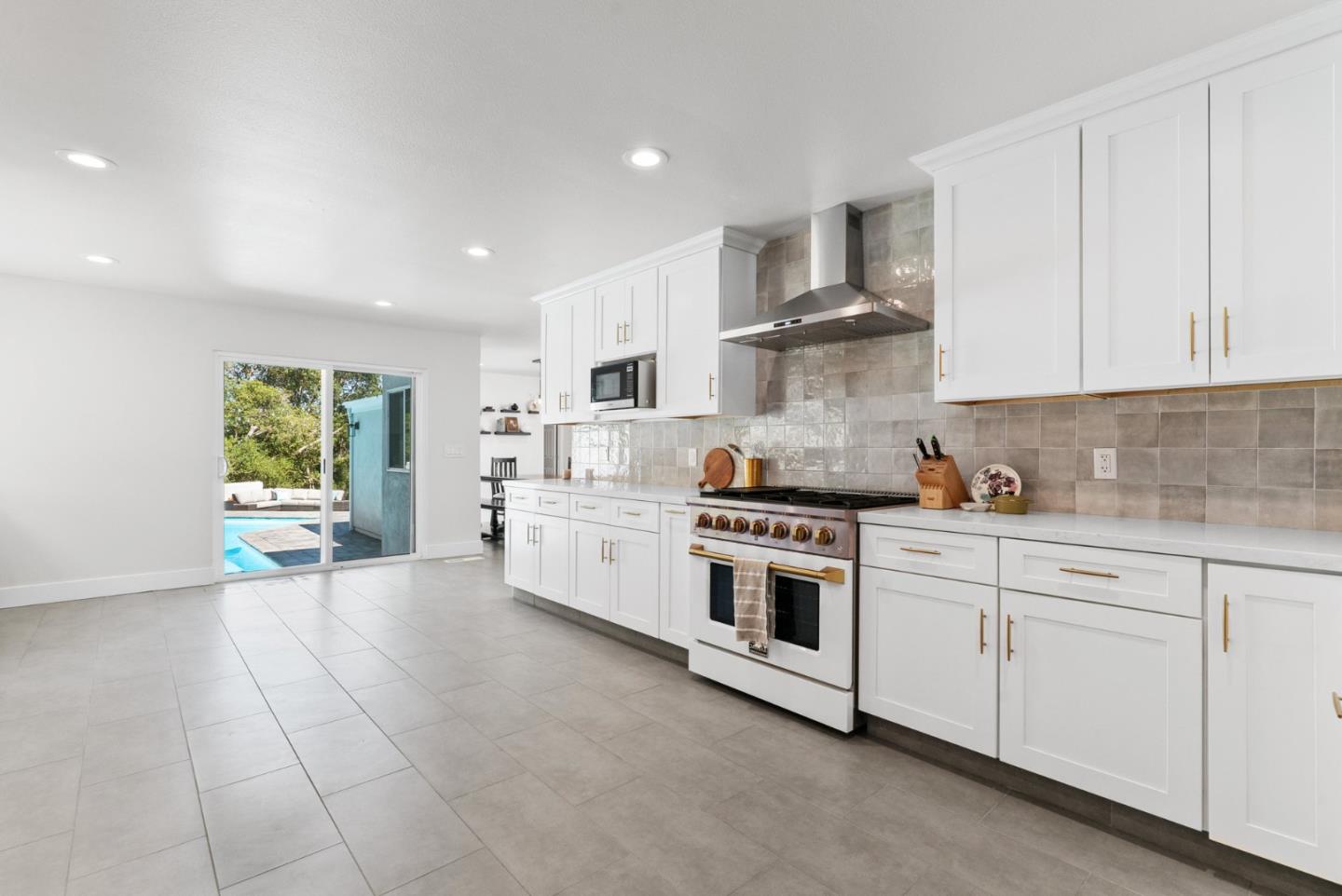 Detail Gallery Image 70 of 93 For 532 Moonrise Ln, Aptos,  CA 95003 - 6 Beds | 4/1 Baths
