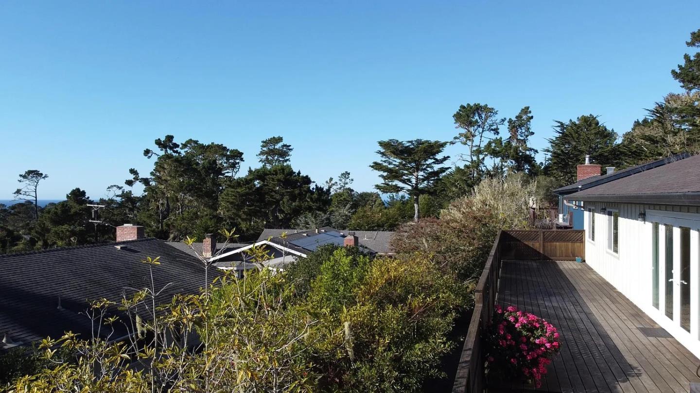 Detail Gallery Image 6 of 16 For 3054 Lopez Rd, Pebble Beach,  CA 93953 - 3 Beds | 2 Baths