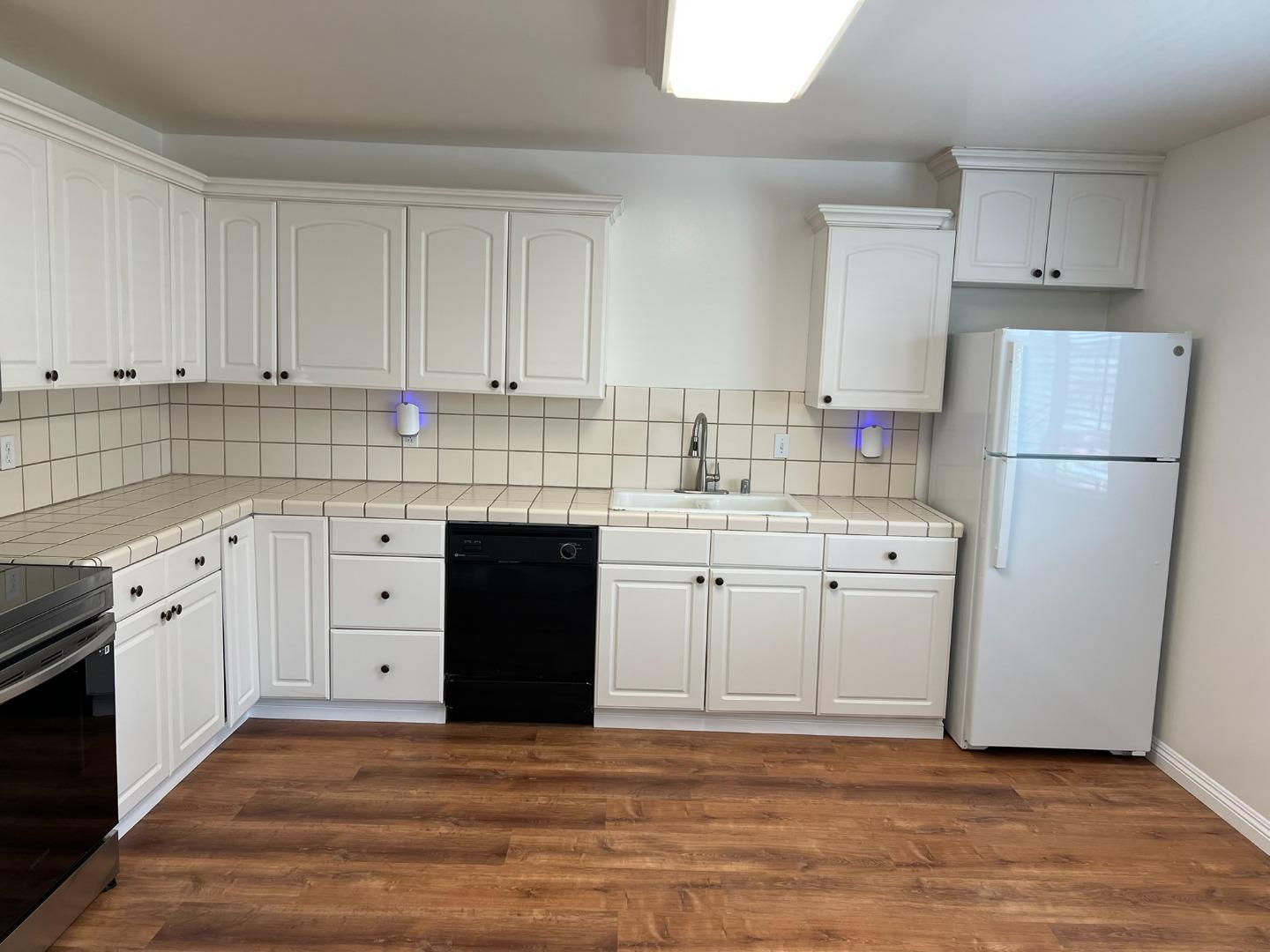 Detail Gallery Image 10 of 12 For 203 Wilton Dr, Campbell,  CA 95008 - – Beds | – Baths