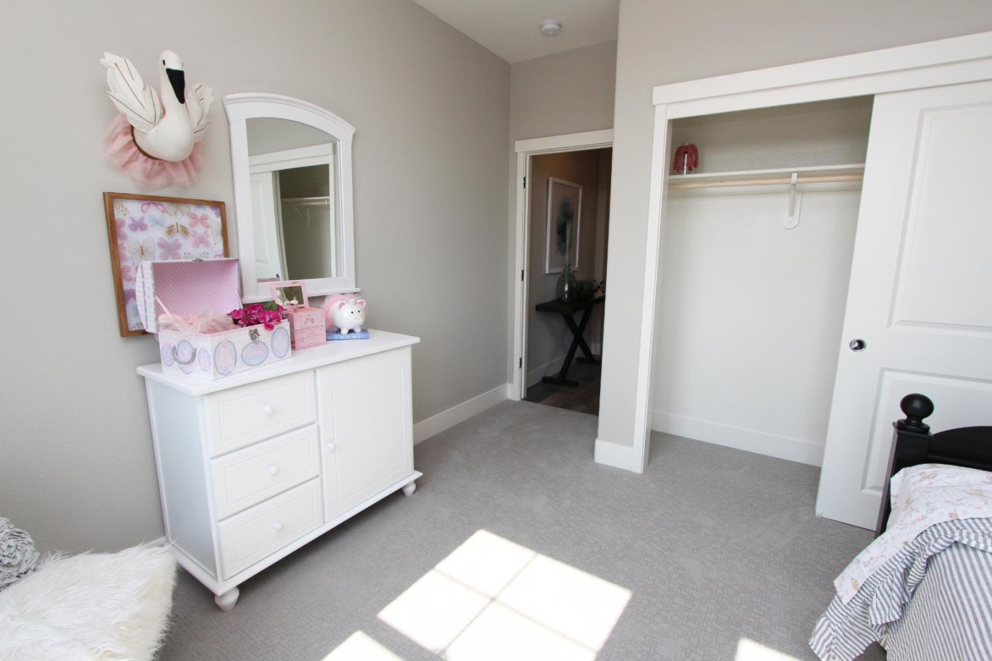 Detail Gallery Image 10 of 23 For 1269 Gypsum Ct #2-18,  Los Banos,  CA 93635 - 4 Beds | 2 Baths