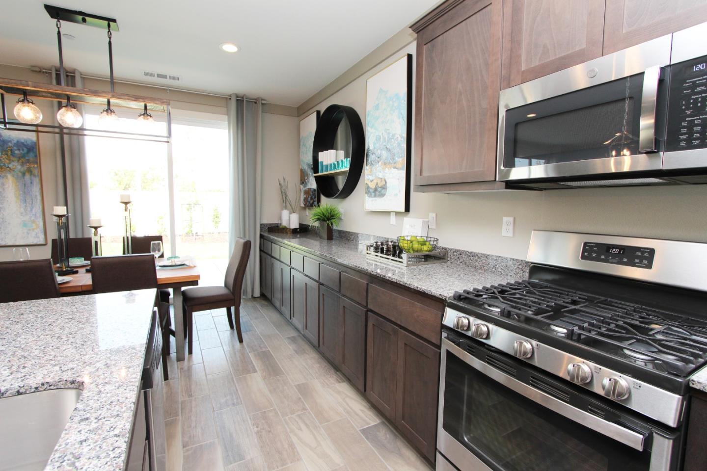 Detail Gallery Image 16 of 23 For 1269 Gypsum Ct #2-18,  Los Banos,  CA 93635 - 4 Beds | 2 Baths