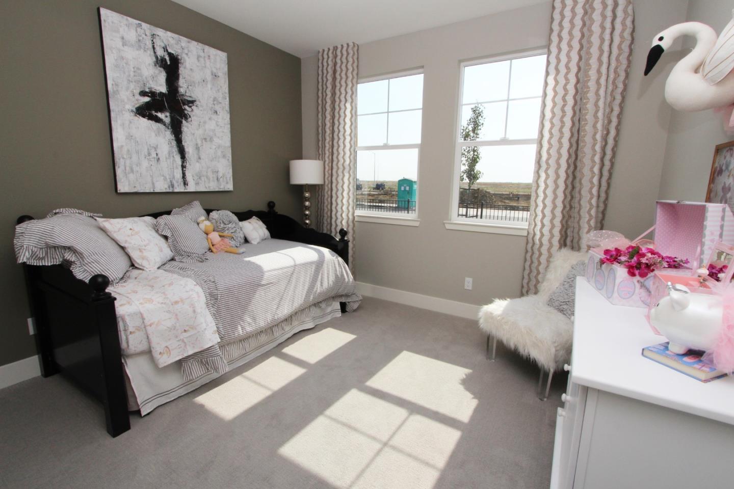 Detail Gallery Image 9 of 23 For 1269 Gypsum Ct #2-18,  Los Banos,  CA 93635 - 4 Beds | 2 Baths