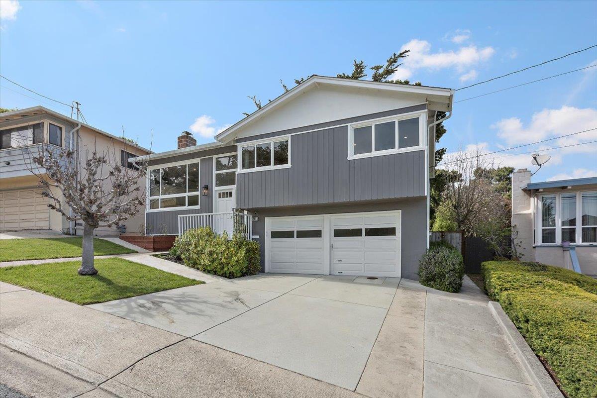 Detail Gallery Image 2 of 53 For 2490 Rosewood Dr, San Bruno,  CA 94066 - 3 Beds | 2 Baths
