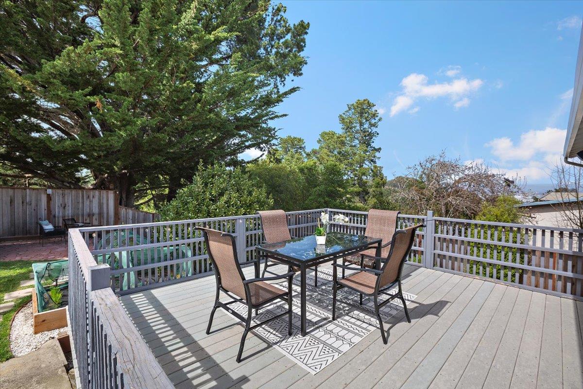Detail Gallery Image 21 of 53 For 2490 Rosewood Dr, San Bruno,  CA 94066 - 3 Beds | 2 Baths