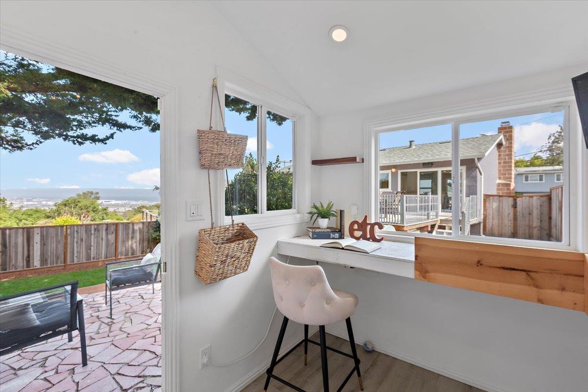 Detail Gallery Image 26 of 53 For 2490 Rosewood Dr, San Bruno,  CA 94066 - 3 Beds | 2 Baths