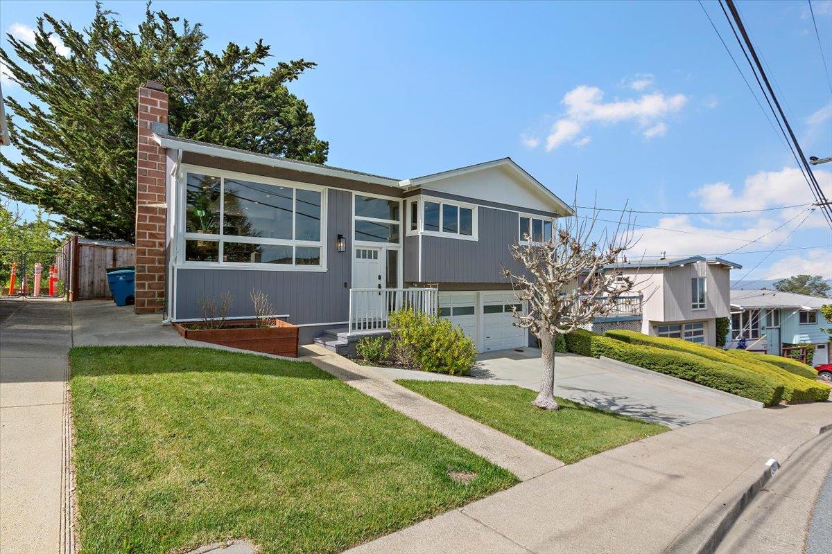 Detail Gallery Image 3 of 53 For 2490 Rosewood Dr, San Bruno,  CA 94066 - 3 Beds | 2 Baths
