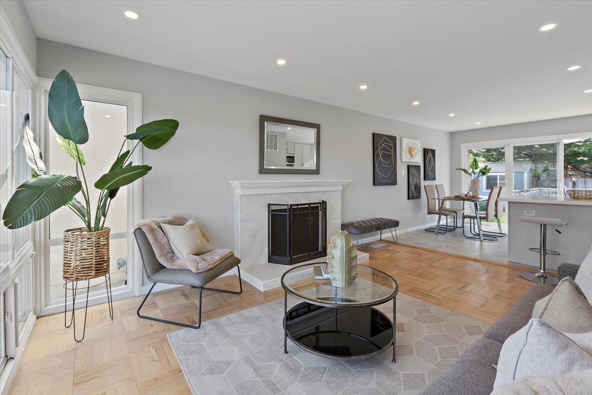 Detail Gallery Image 9 of 53 For 2490 Rosewood Dr, San Bruno,  CA 94066 - 3 Beds | 2 Baths