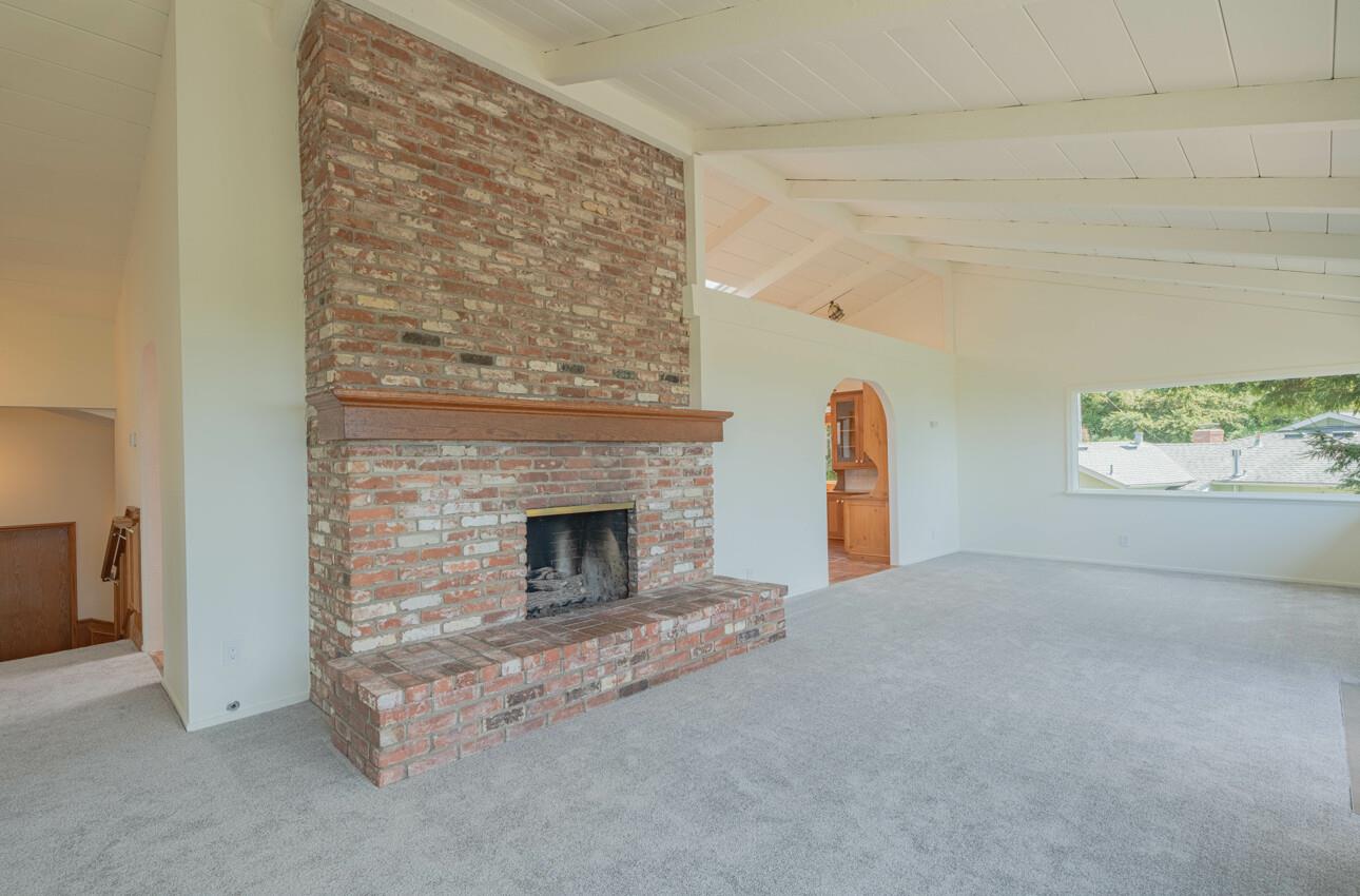 Detail Gallery Image 20 of 43 For 24324 San Juan Rd, Carmel,  CA 93923 - 4 Beds | 3 Baths
